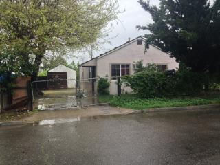 693 Angelus St, Turlock, CA 95380-5624