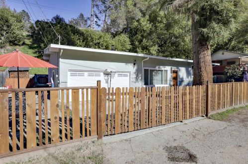 383 Riverside Ave, Ben Lomond, CA 95005-9589
