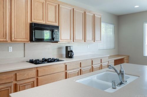 1430 Stanislaus Dr, Chula Vista CA  91913-1478 exterior