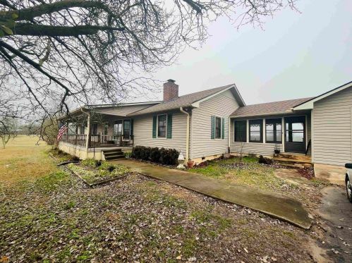 696 Hickory Crossing Rd, Hartwell, GA 30643-5508