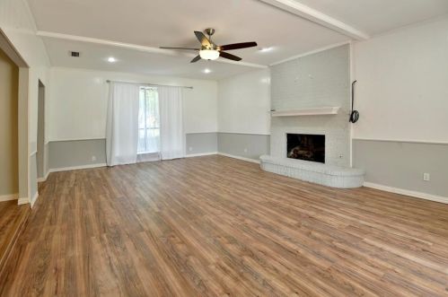 400 Cheyenne Ct, Irving TX  75062-8414 exterior