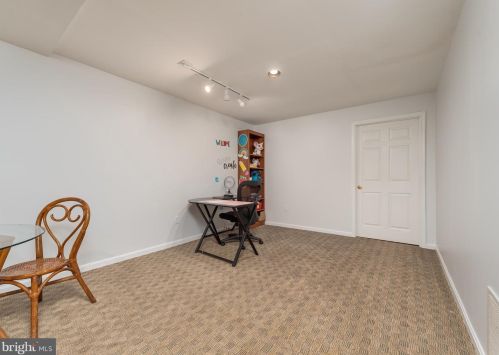 329 Soapstone Ln, Silver Spring MD 20905-5718 exterior