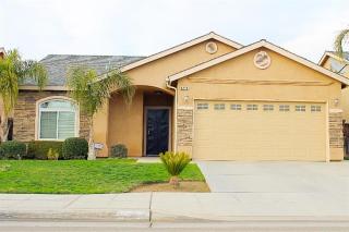 5270 Norwich Ave, Fresno, CA 93722-3770