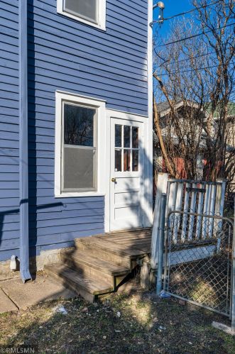 3449 Snelling Ave, Minneapolis MN  55406-2637 exterior