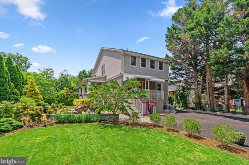 8409 Grove St, Silver Spring MD 20910-4761 exterior