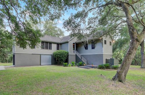 4637 Lazy Creek Ln, Wadmalaw Is SC  29487-7066 exterior