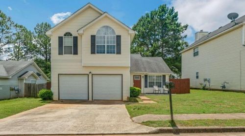 6227 Mathews Dr, Lithonia, GA 30058-6402