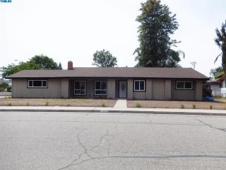 2315 Jacob St, Visalia, CA 93277-5313