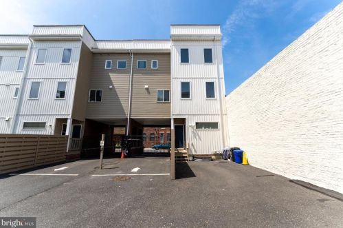 2341 Gordon St, Philadelphia PA 19132-4632 exterior