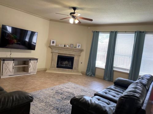 1205 Sheffield Dr, Midlothian TX  76063-7693 exterior