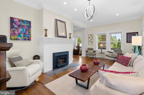 8409 Grove St, Silver Spring MD 20910-4761 exterior