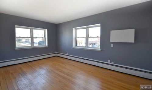182 Boulevard, Hasbrouck Heights NJ  07604-1826 exterior