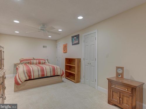 16325 Whitehaven Rd, Silver Spring MD 20906-1129 exterior