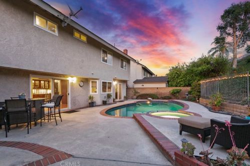 752 Fairway Ln, Anaheim CA  92807-4802 exterior