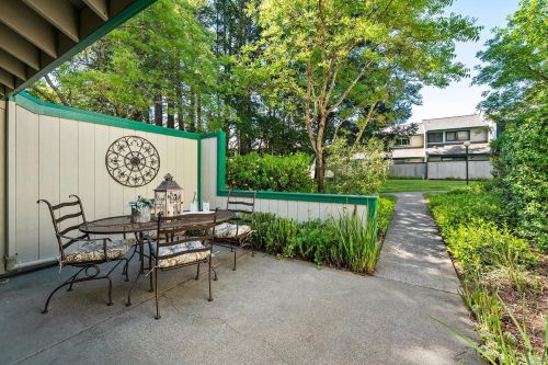 517 Norlee St, Sebastopol, CA 95472-2765