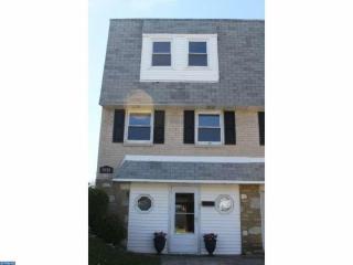 9950 Jeanes St, Philadelphia, PA 19115-1204