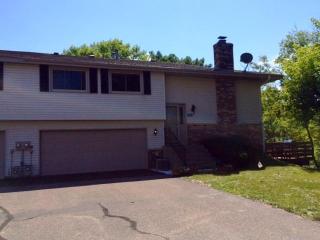 4153 Sylvia Ct, Saint Paul, MN 55126-6427