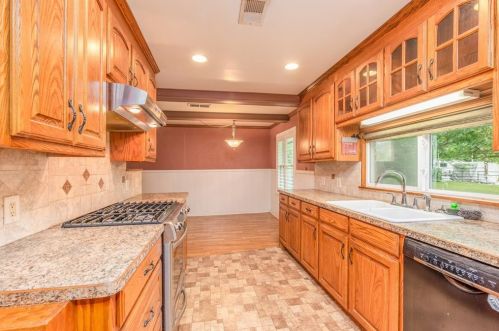 6420 Allena Ln, Fort Worth TX  76118-6523 exterior