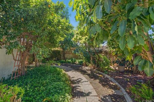 4645 Holyoke Pl, Riverside CA  92507-5850 exterior