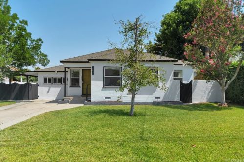 25832 Miramonte St, Redlands, CA 92373-8406