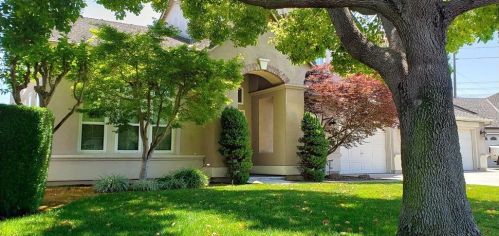 1604 Stanton Harcourt Ln, Modesto, CA 95355-7864