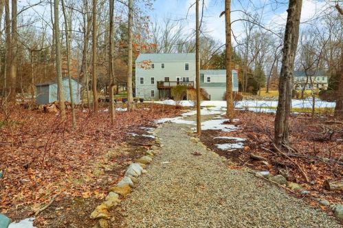 21 Kings Ln, Wilton, CT 06897-3713