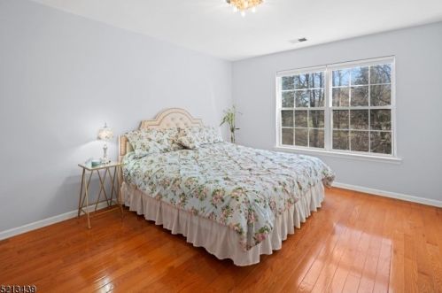 5 Garfield Way, Princeton NJ  08540-1669 exterior