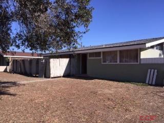 300 Poppy St, Lompoc, CA 93436-6215