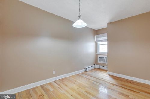 2335 12 St, Philadelphia PA 19133-1008 exterior