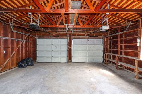 1220 Minaret Ave, Turlock CA  95380-5528 exterior