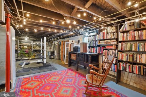 125 Sherman Ave, Silver Spring MD 20912-5744 exterior