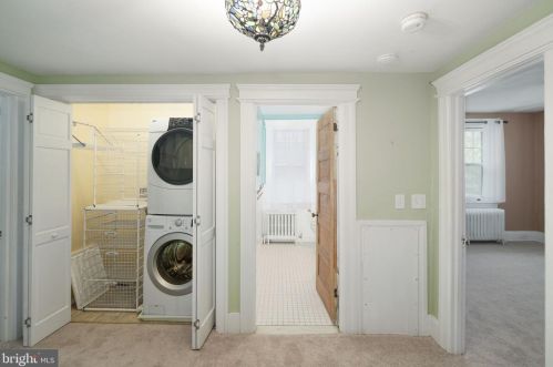 409 Warwick Rd, Tavistock NJ 08033-3829 exterior