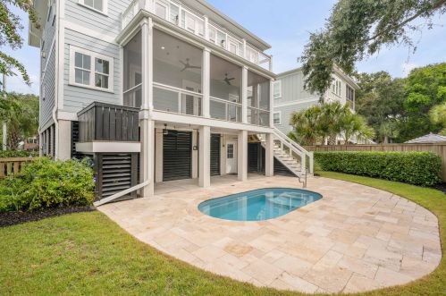 802 Palm Blvd, Isle Of Palms SC  29451-2218 exterior