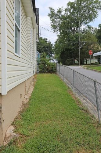 1595 Elm St, Conyers GA  30012-3715 exterior