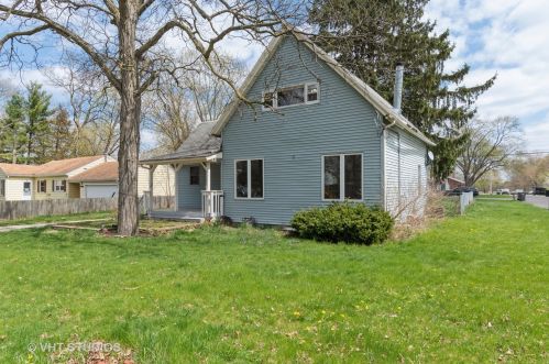 1354 Hinckley St, Boulder Hill, IL 60538-1709