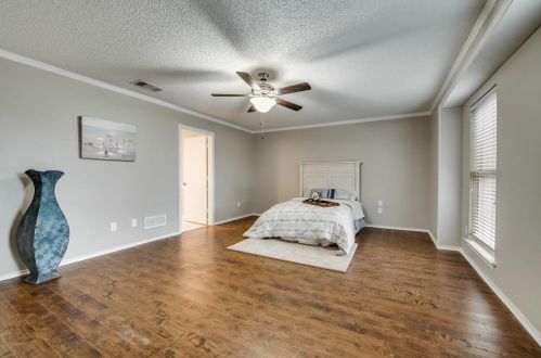 4044 Windy Crst Cir, Carrollton TX 75007 exterior