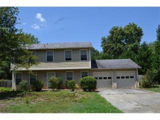 560 Hearthstone Ln, Marietta, GA 30067-5665