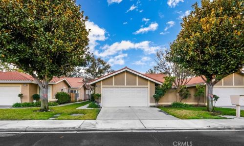 1260 Upland Hills Dr, Upland, CA 91784-9164