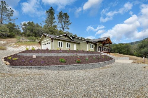 2023 Mine Dump Rd, Vallecito, CA 95247-9527
