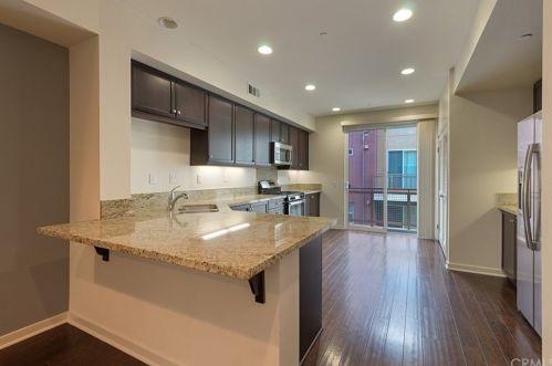 53 Waldorf, Irvine CA  92612-1066 exterior