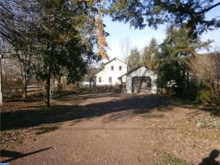 72 Canal St, Alloway, NJ 08001-2038