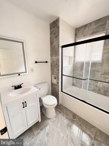 4812 10th St, Philadelphia PA 19141-3930 exterior