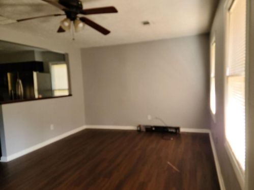 910 Dawn Ct, Conyers GA  30094-2712 exterior