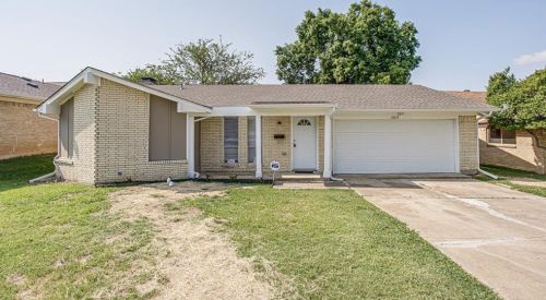 2804 Cibola Dr, Irving TX  75062-5136 exterior