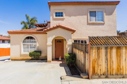 86 Las Flores Dr, Chula Vista CA  91910-1966 exterior