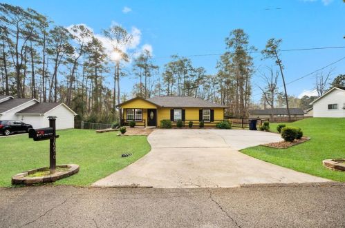 10670 Royal York Dr, Conroe, TX 77303-2653