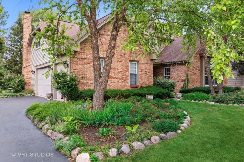 1590 Haverford Dr, Barrington Hills, IL 60102