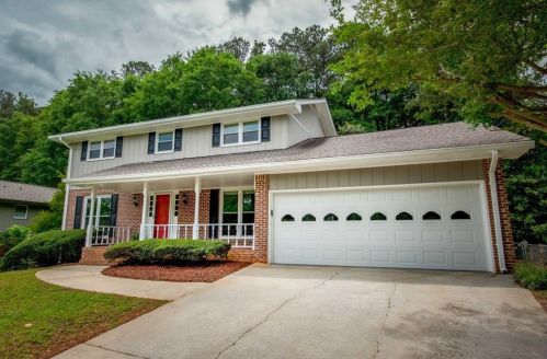2307 Pine Meadows Ct, Tucker, GA 30084-4224