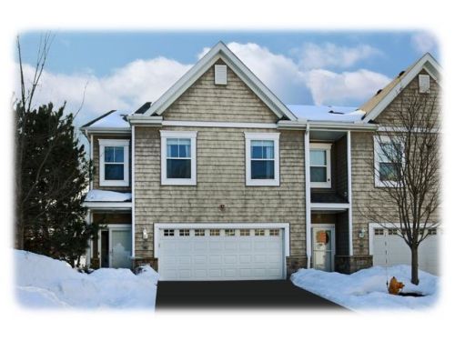 10853 Shore Dr, Minneapolis, MN 55441