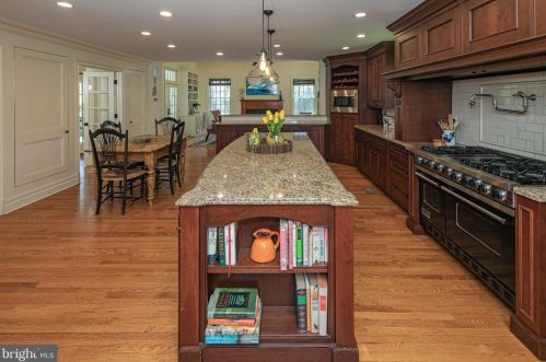 254 Ridgeview Rd, Princeton NJ  08540-7665 exterior